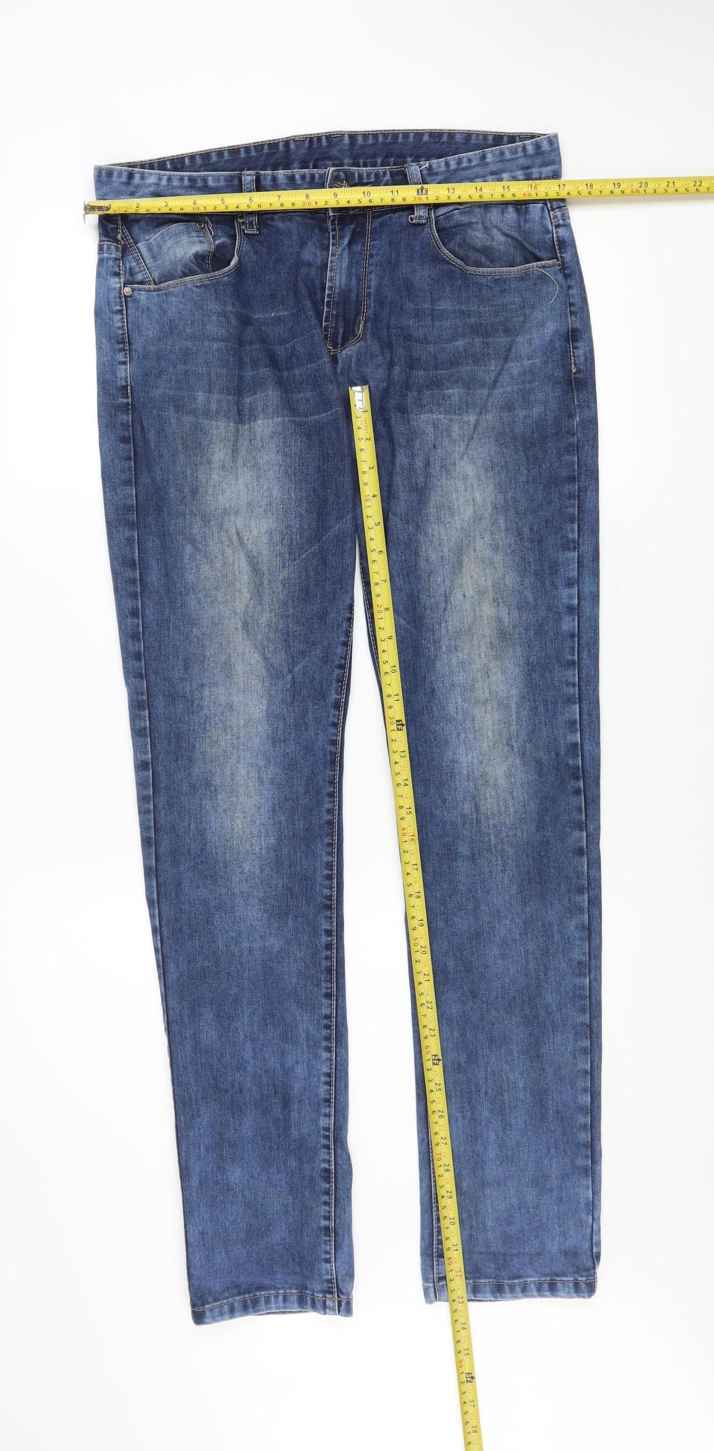 Mens UK Size L Virtu Jeans Regular Fit Straight Blue Jeans