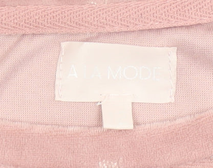 A La Mode Women's Pink Velour Star Pyjama Top Size 12