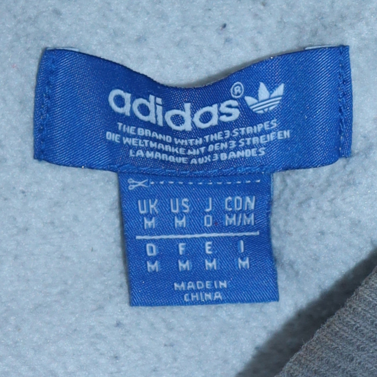 Mens UK Size M adidas Grey Pullover Sweatshirt
