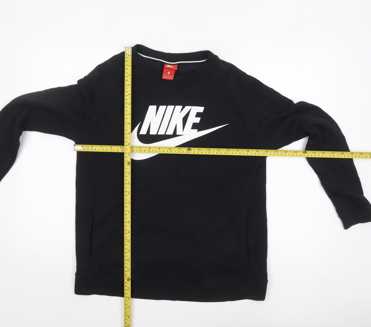 Mens UK Size M Nike Black Pullover Sweatshirt