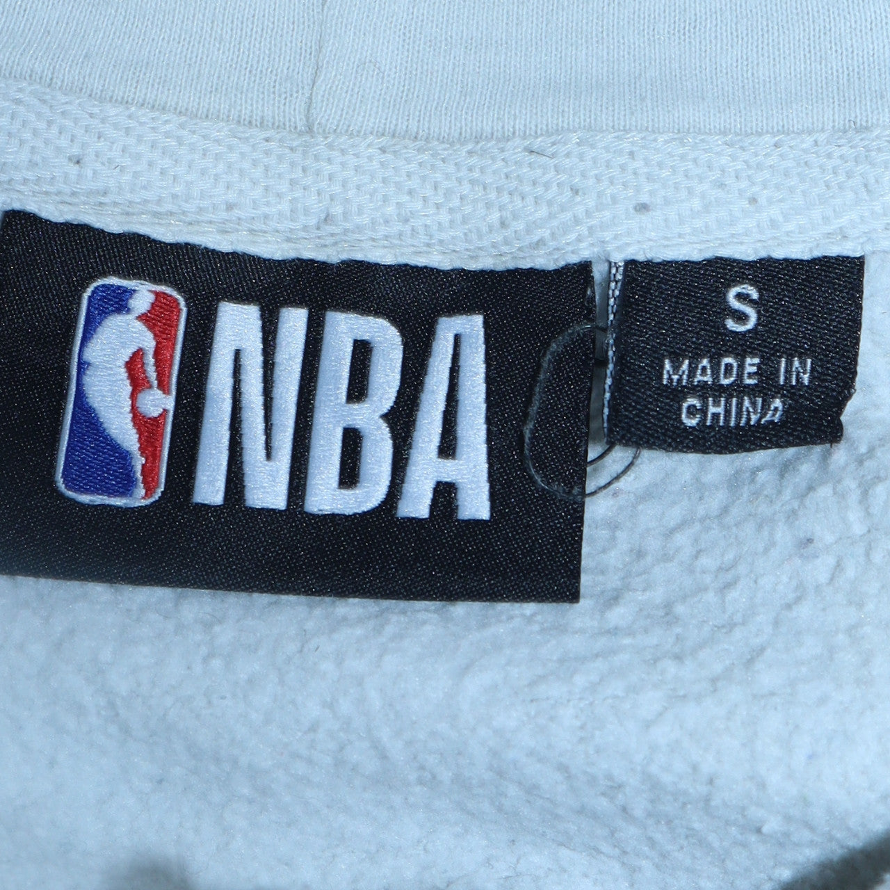 Mens UK Size S NBA White Pullover Hoodie
