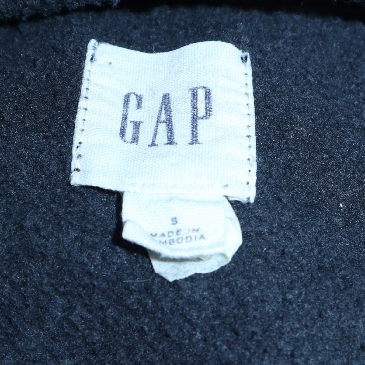 Gap Women’s Black Small Pullover Hoodie with Logo Front