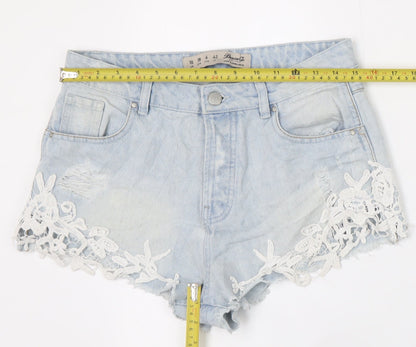 Denim Co Women’s Light Blue Lace Trim Denim Hot Pants Shorts Size 10