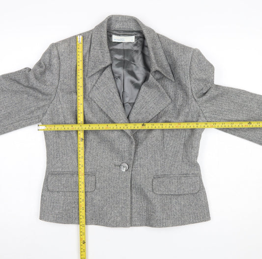 Minosa Women’s Grey Wool Blend Herringbone Petite Blazer Size 14