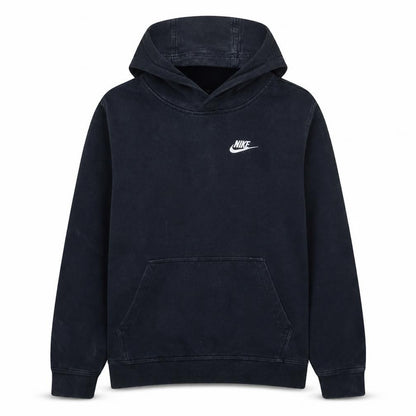 Front view of Nike boys’ black pullover hoodie l fleece hooded sweatshirt