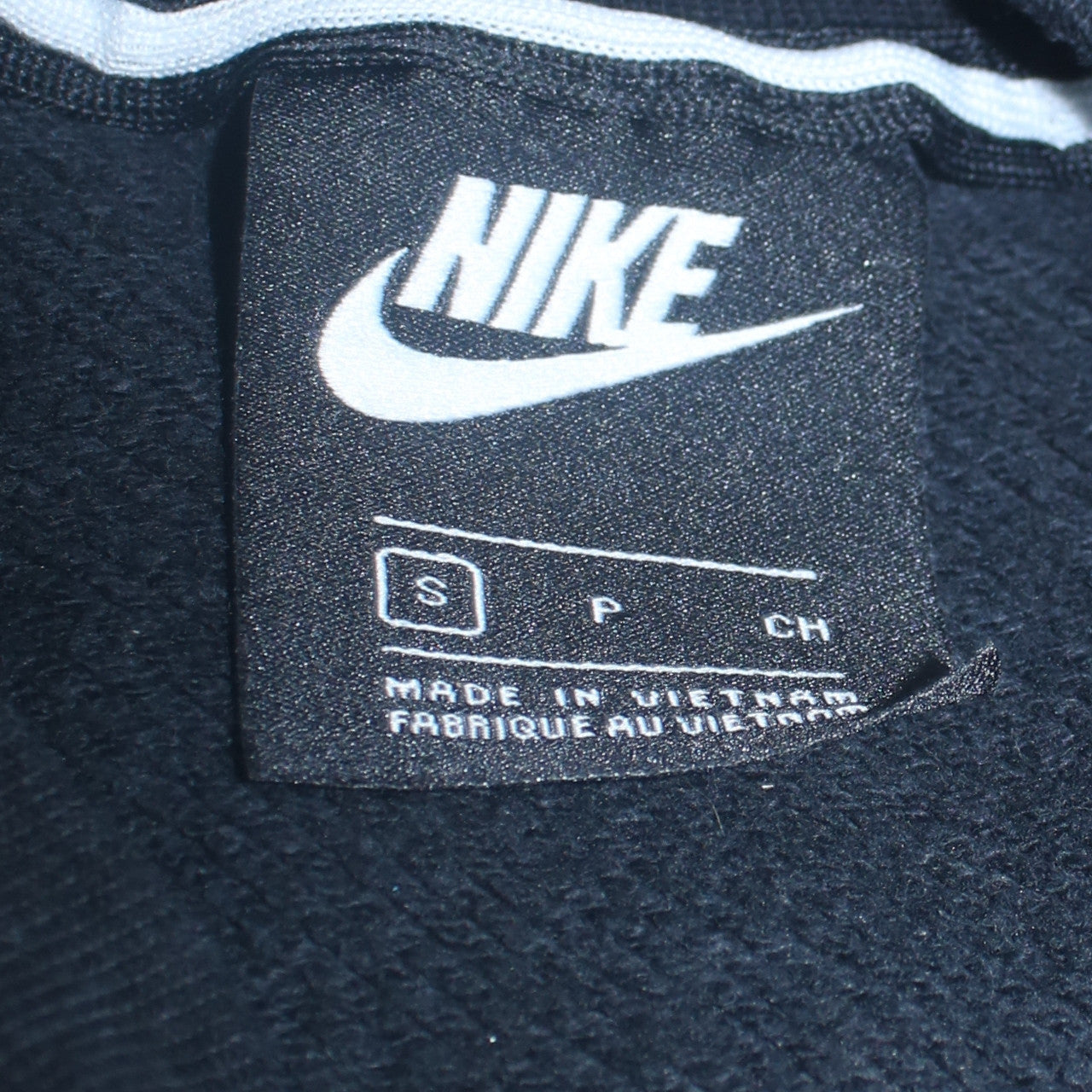 Mens UK Size S Nike Black Pullover Sweatshirt
