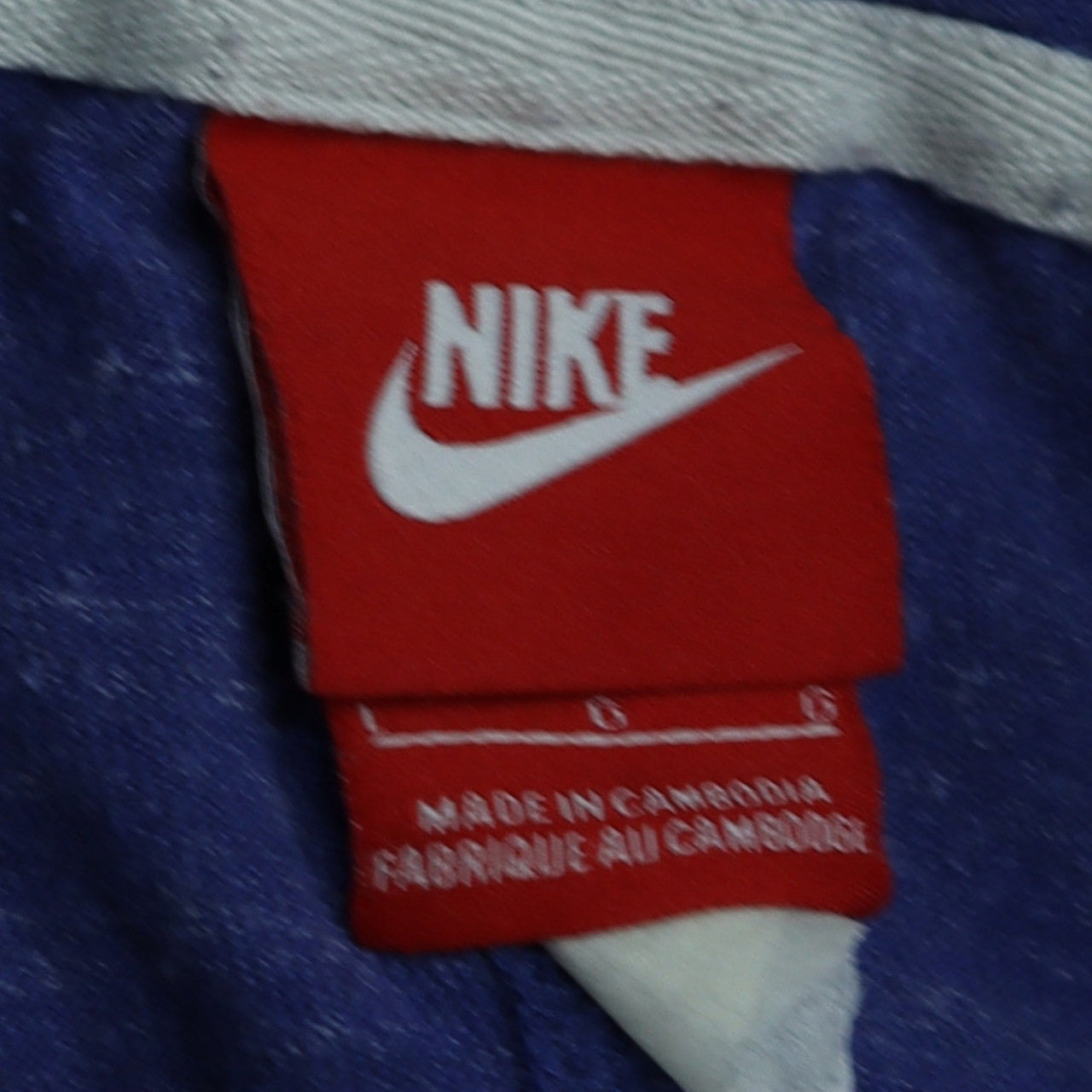 Mens UK Size L Nike Blue Pullover Hoodie