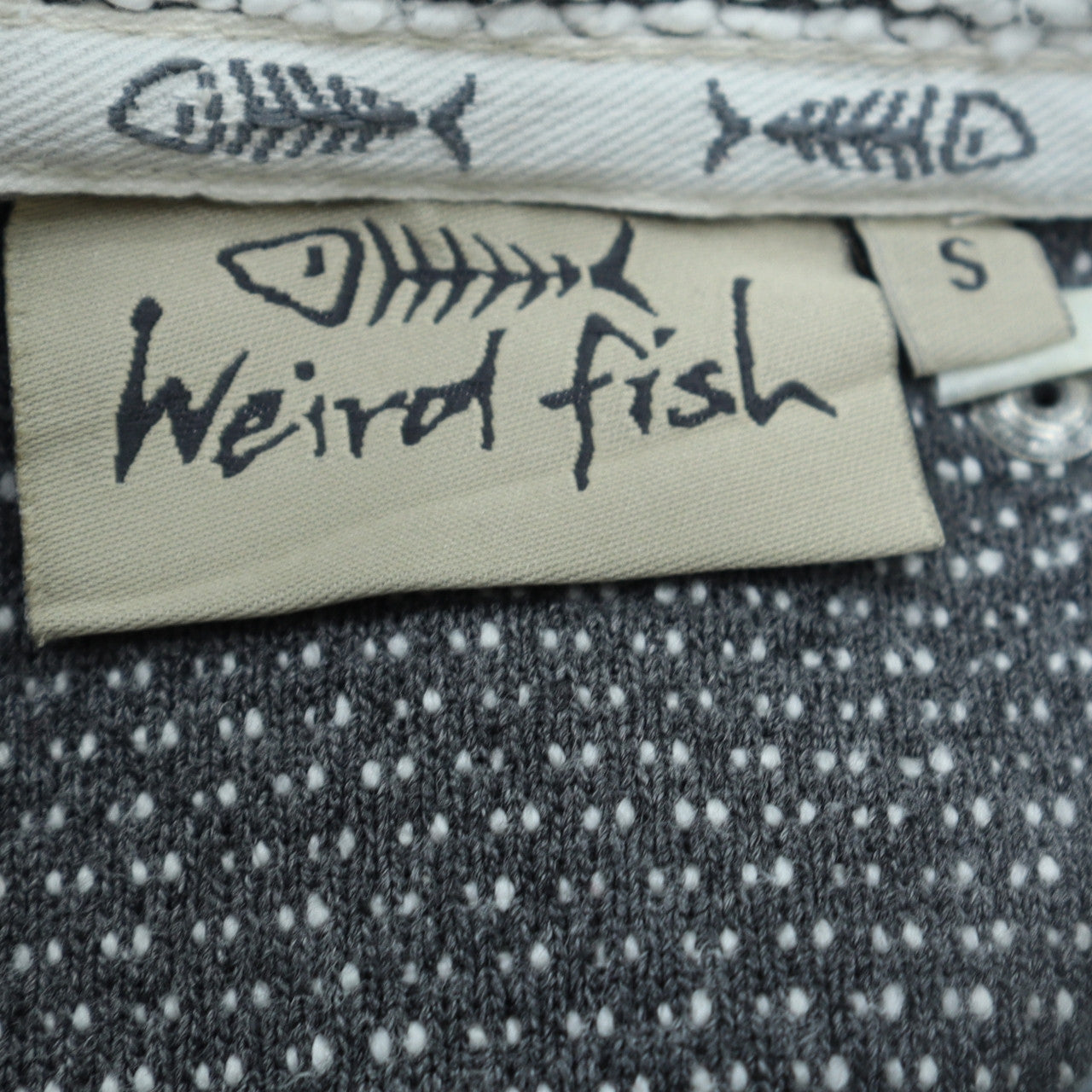 Mens UK Size S Weird Fish Grey Henley Sweatshirt