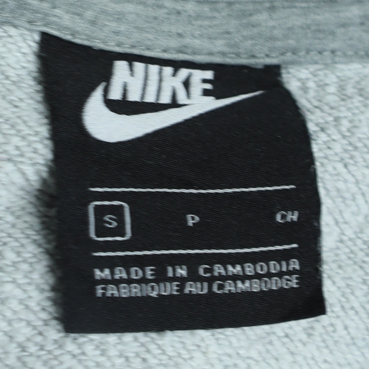 Mens UK Size S Nike Grey Pullover Hoodie