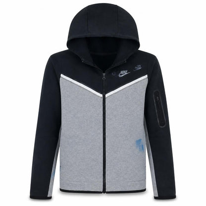 Front view of Nike boys’ grey black xl full zip hoodie sweatshirt 158-170cm