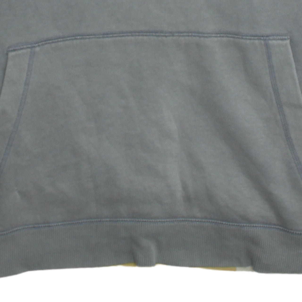 Mens UK Size M Under armour Grey Pullover Hoodie