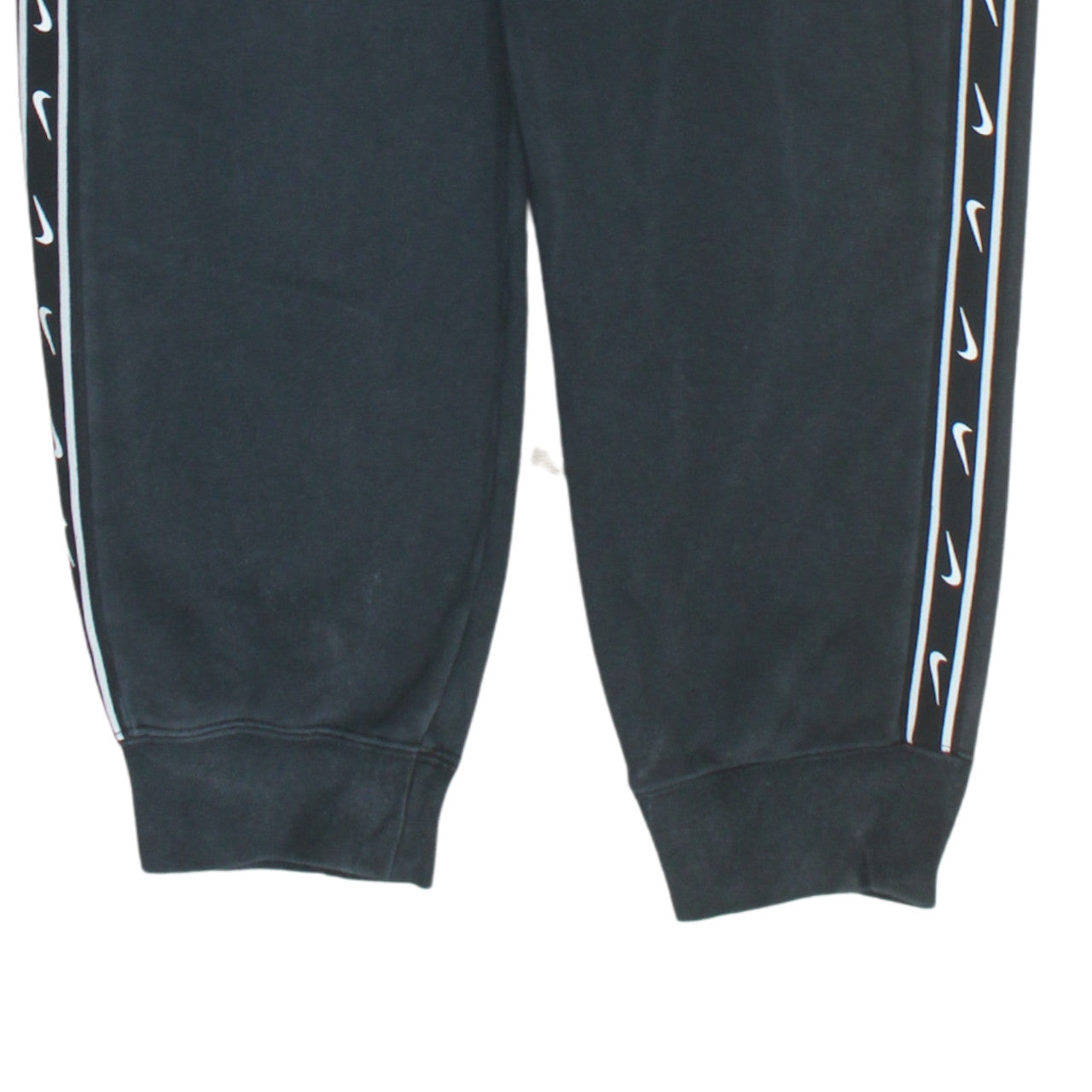 Mens UK Size M Nike Regular Fit Cargo Black Trousers