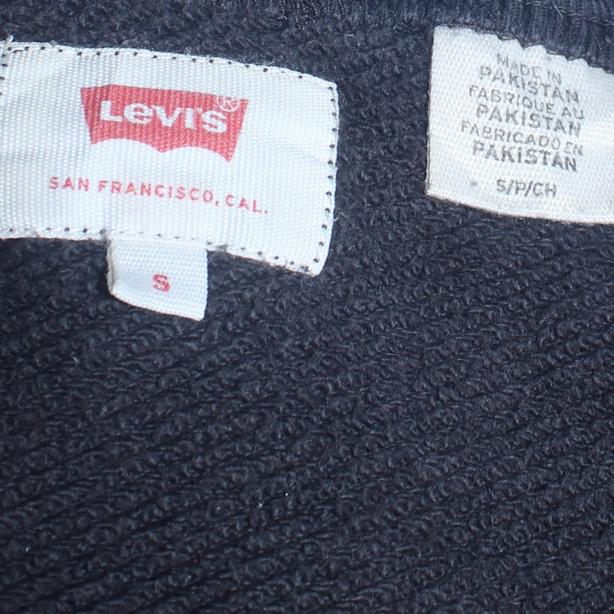 Mens UK Size S Levi's Black Pullover Sweatshirt