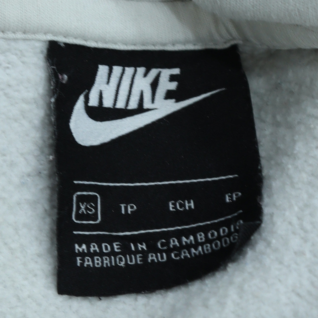 Mens UK Size XS Nike White Pullover Hoodie