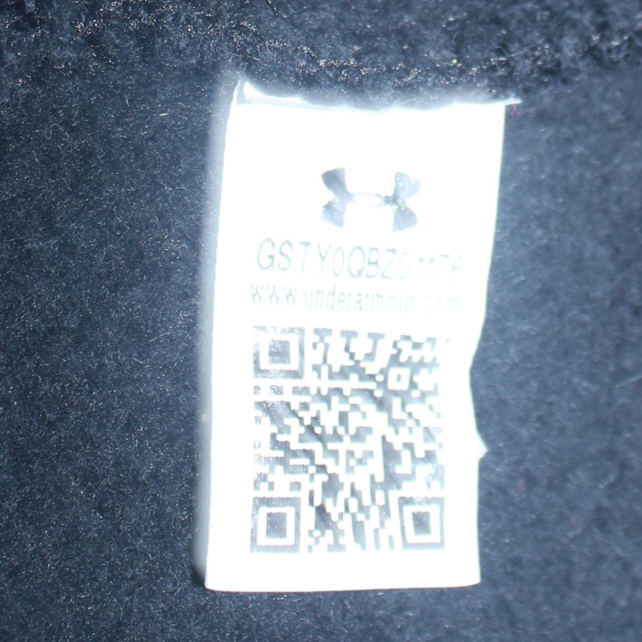 Mens UK Size XL Under armour Black Pullover Sweatshirt