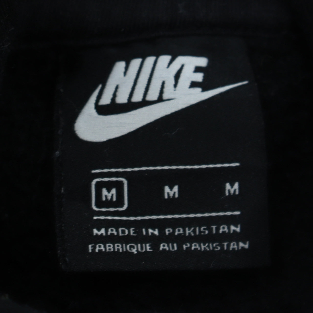 Mens UK Size M Nike Black Pullover Hoodie