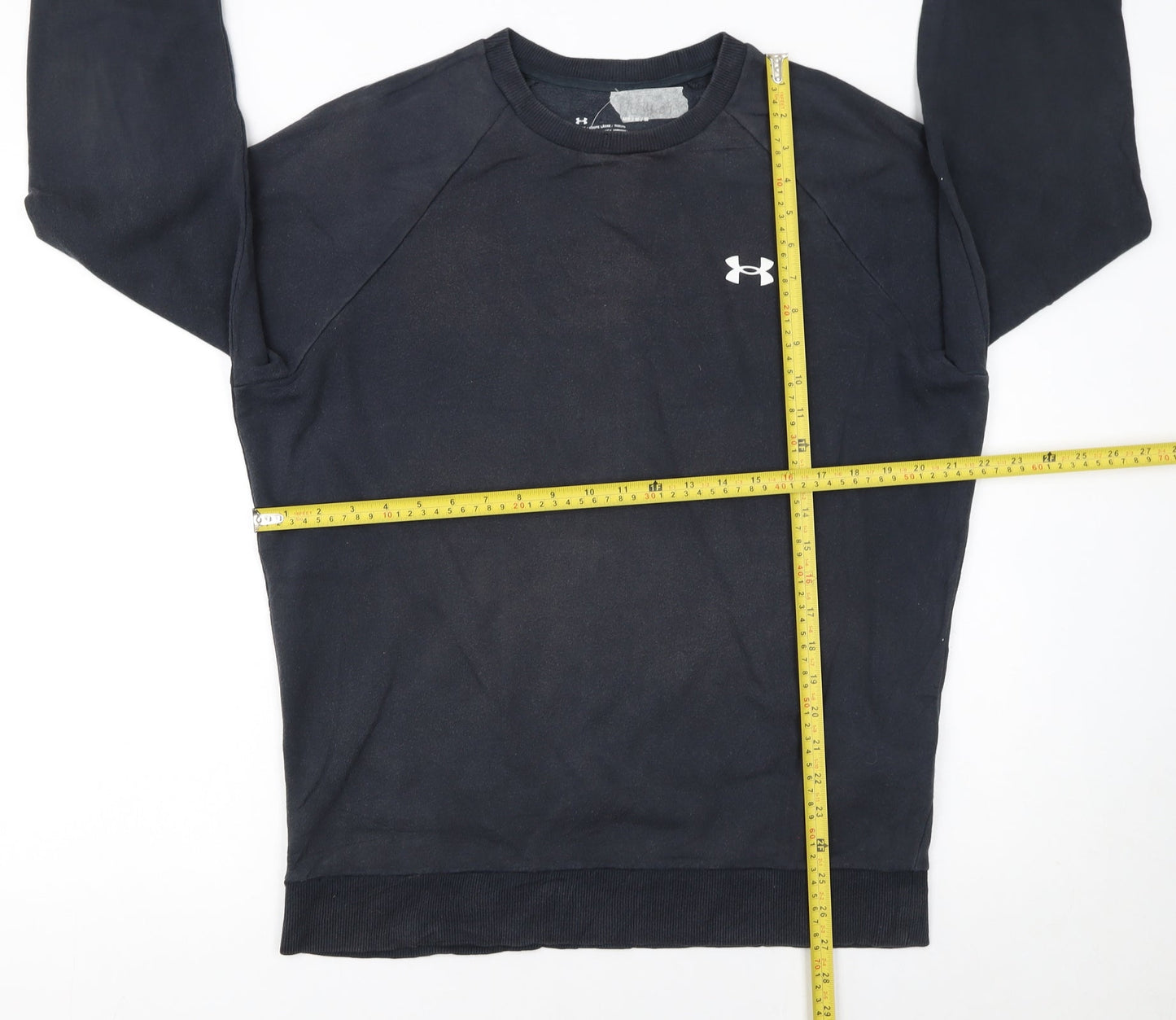 Mens UK Size M Under armour Black Pullover Sweatshirt