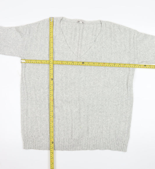 Gap Women's Grey M V-Neck Ribbed Wool Blend Pullover Jumper