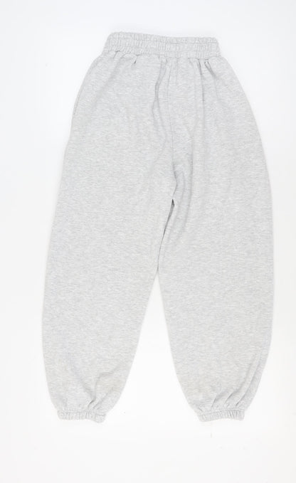 PrettyLittleThing Women’s Grey Petite Jogger Sweatpants UK 2XS