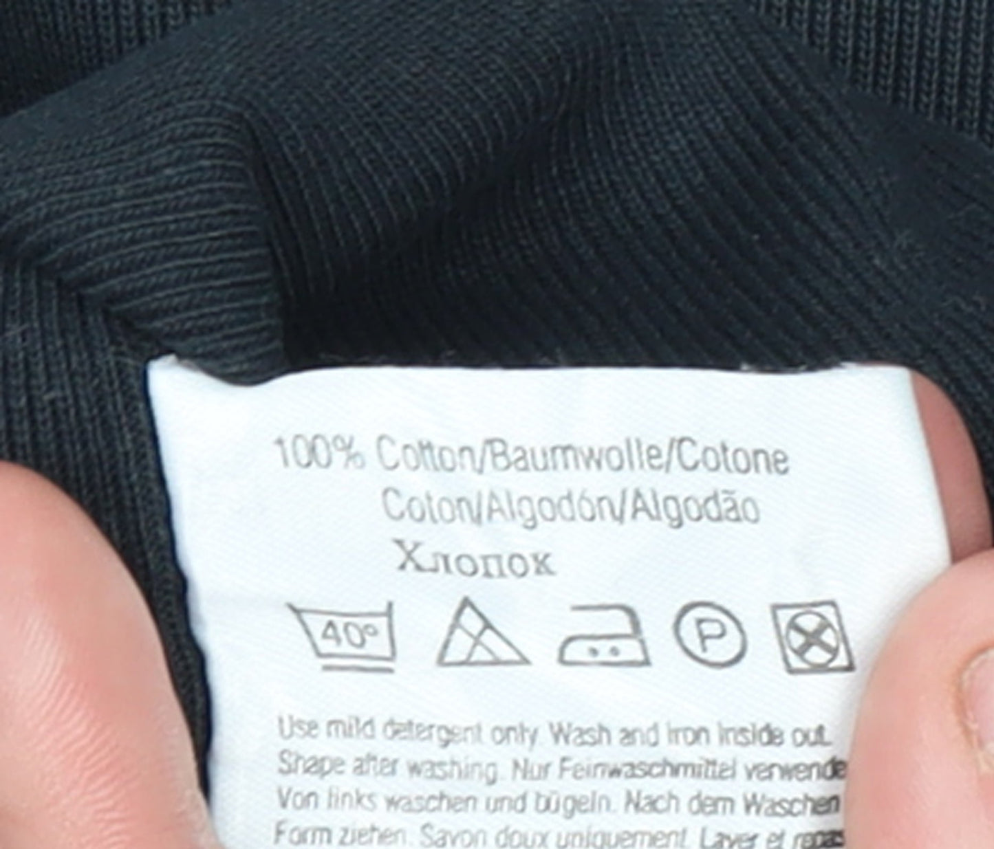 Mens UK Size S HUGO BOSS Black  T-Shirt