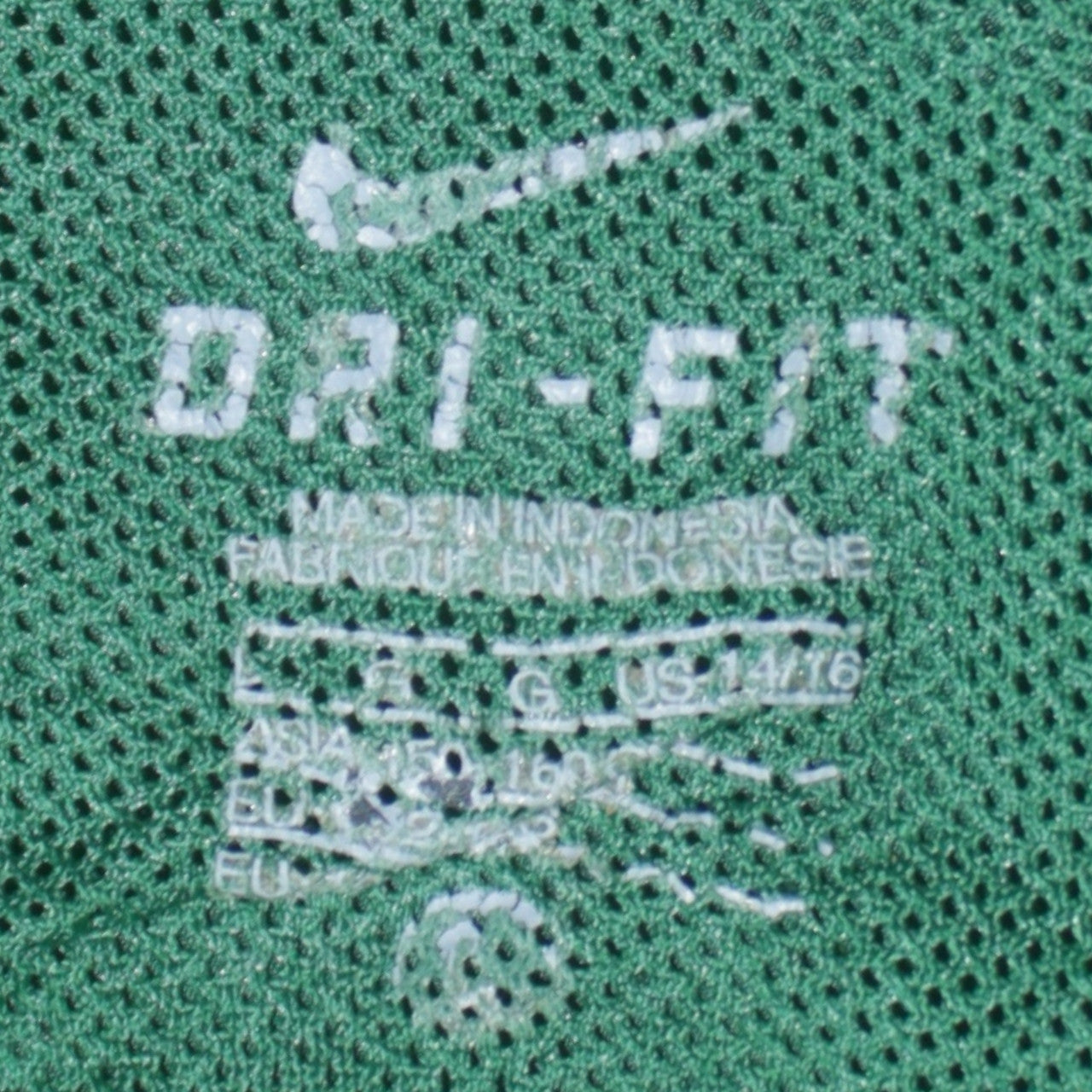 Boys UK Size 16 Years Nike Green Track Jacket