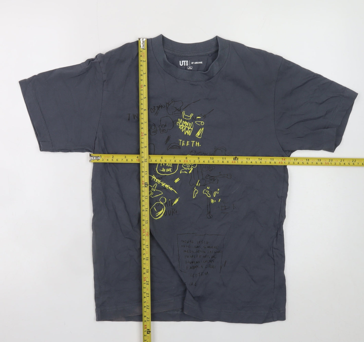 Mens UK Size XS Uniqlo Grey  T-Shirt