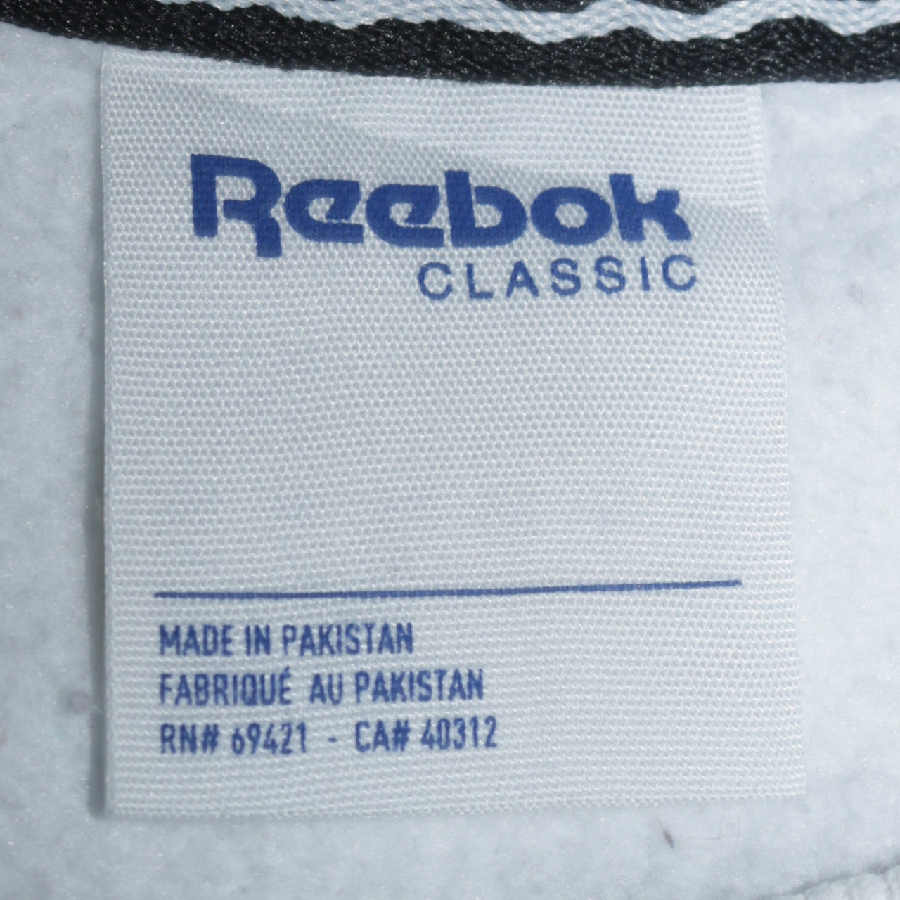 Unisex Adults UK Size XS Reebok White Pullover Sweatshirt