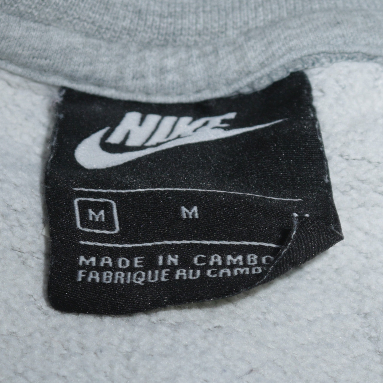 Mens UK Size M Nike Grey Pullover Sweatshirt