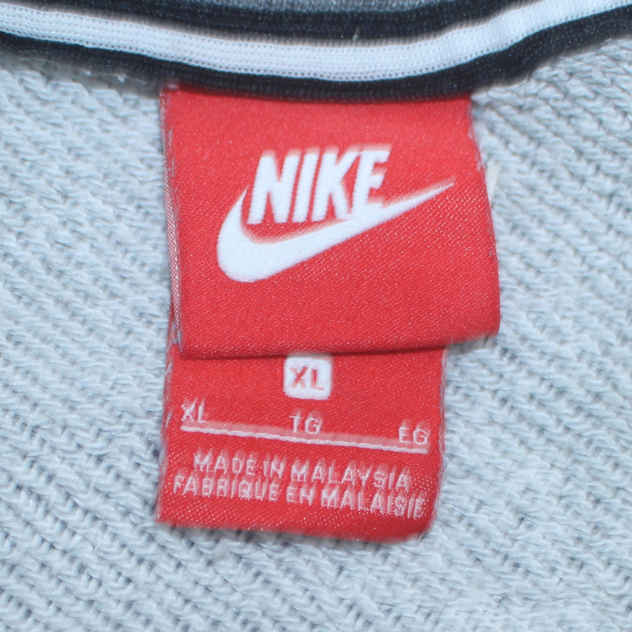 Mens UK Size XL Nike Grey Pullover Sweatshirt