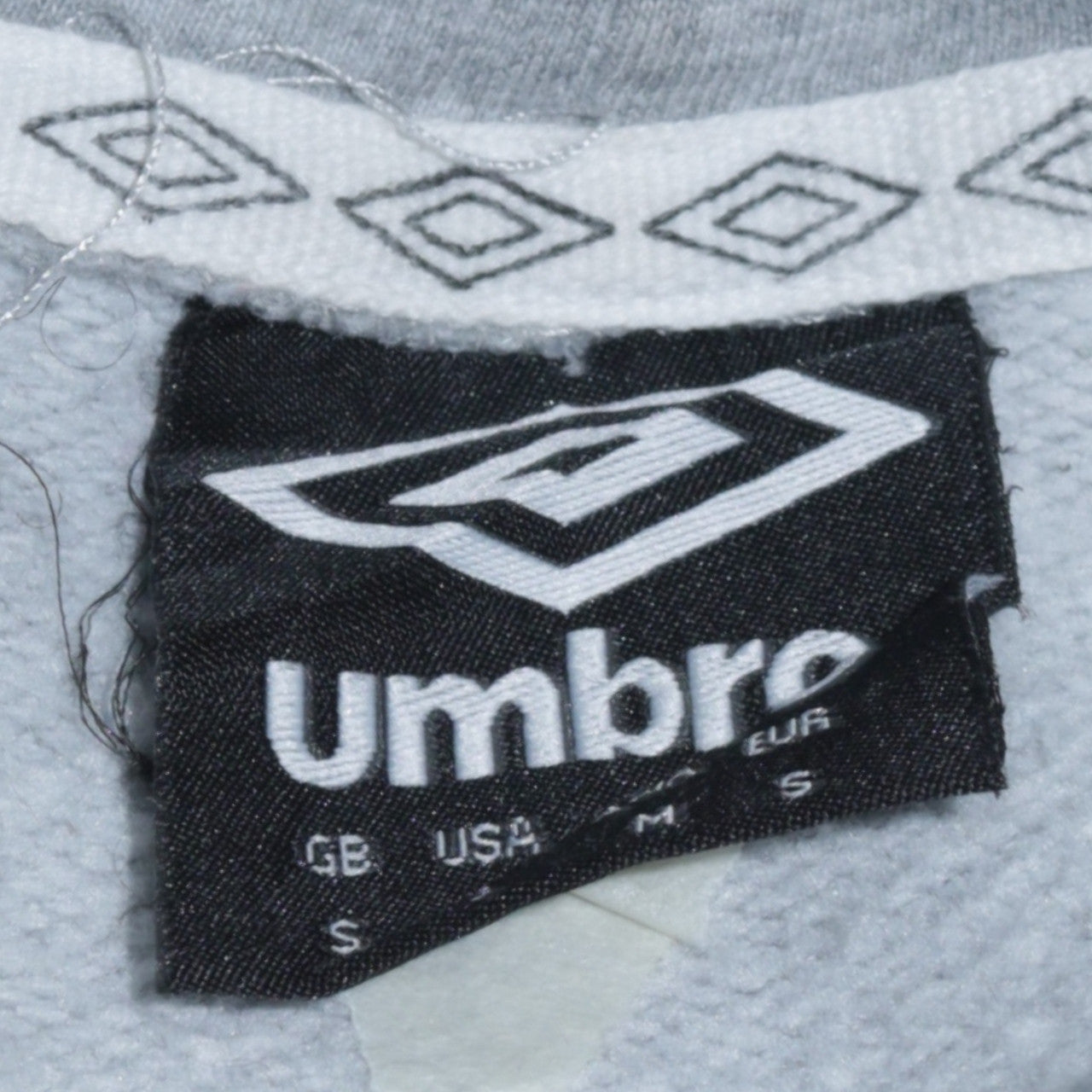 Mens UK Size S Umbro Grey Pullover Hoodie