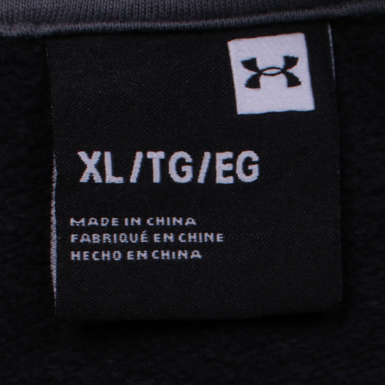 Mens UK Size XL Under armour Black Pullover Hoodie
