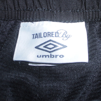 Mens UK Size L Umbro Regular Fit Track Pants Black Trousers