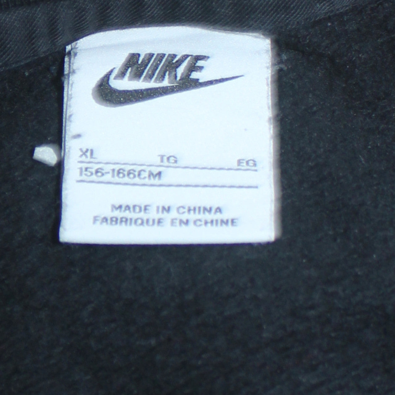Teens UK Size XL Nike Black Pullover Sweatshirt