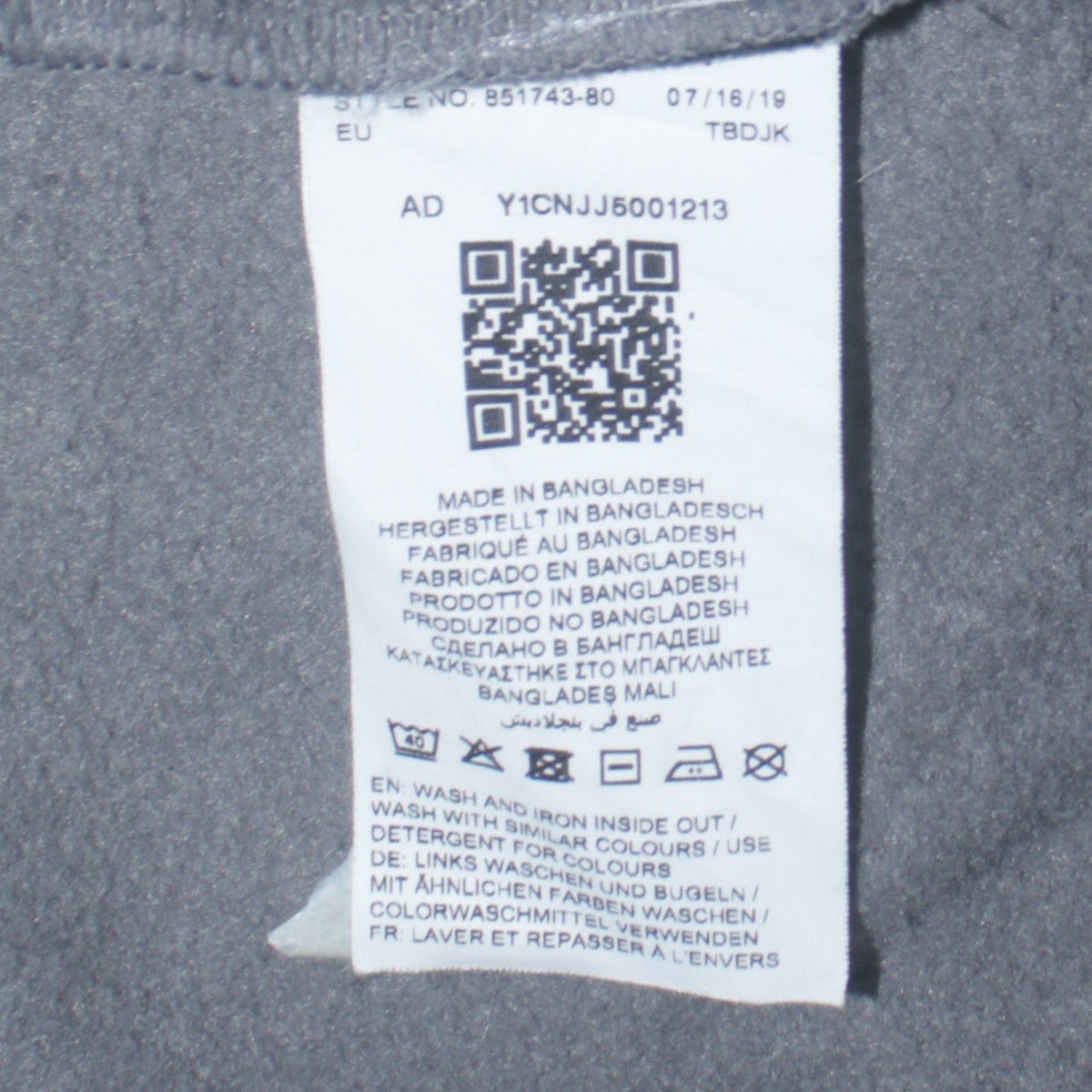 Mens UK Size M PUMA Grey Pullover Hoodie