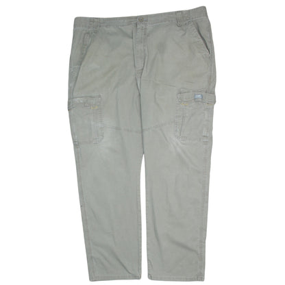 Wrangler Men's Beige Cargo Trousers 42W 32L Relaxed Fit Cotton
