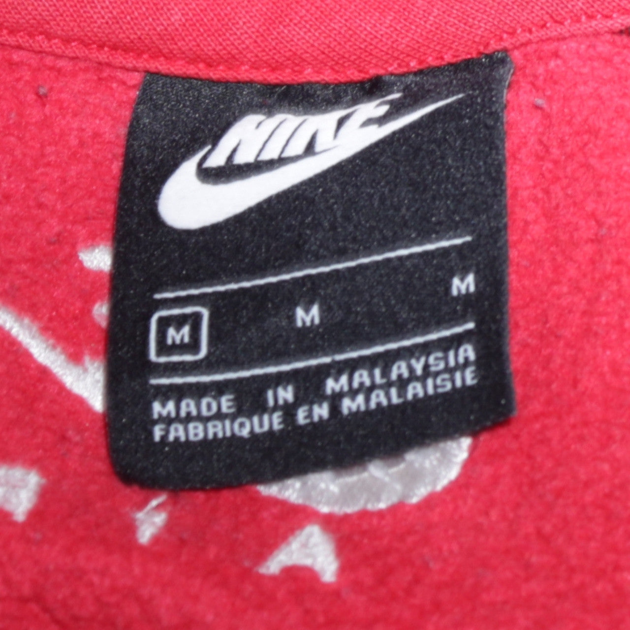 Mens UK Size M Nike Red Pullover Sweatshirt