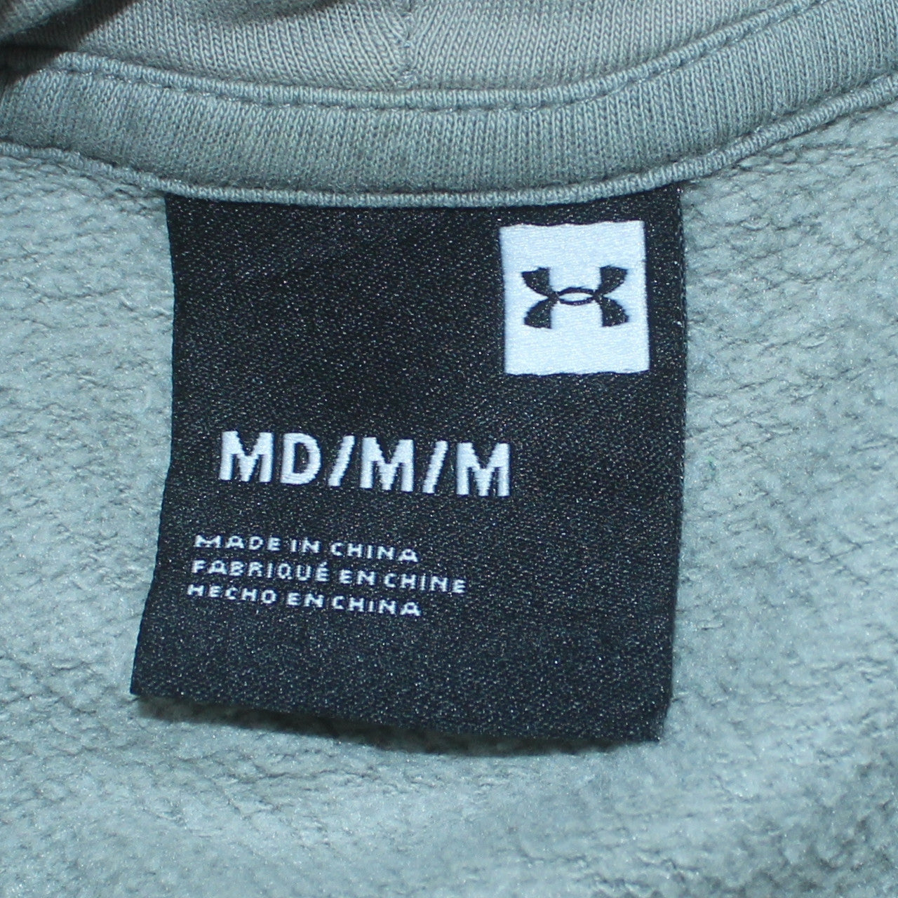 Mens UK Size M Under armour Grey Pullover Hoodie