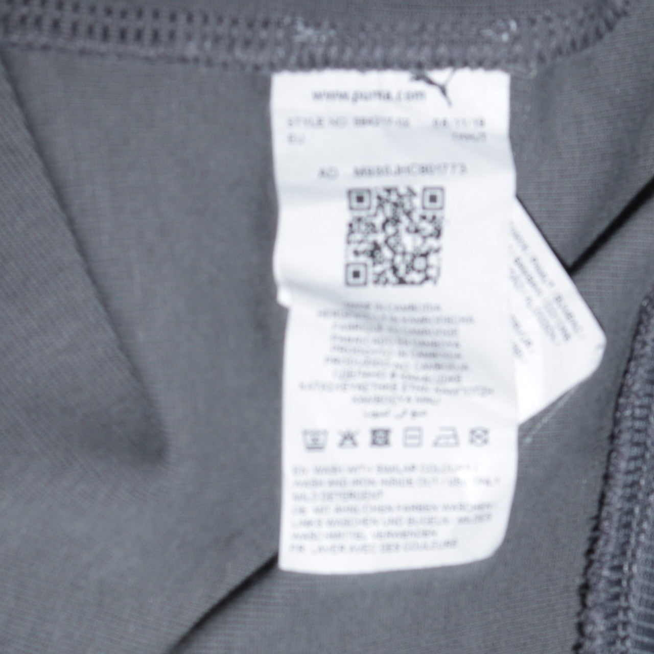 Mens UK Size M PUMA Grey Pullover Hoodie