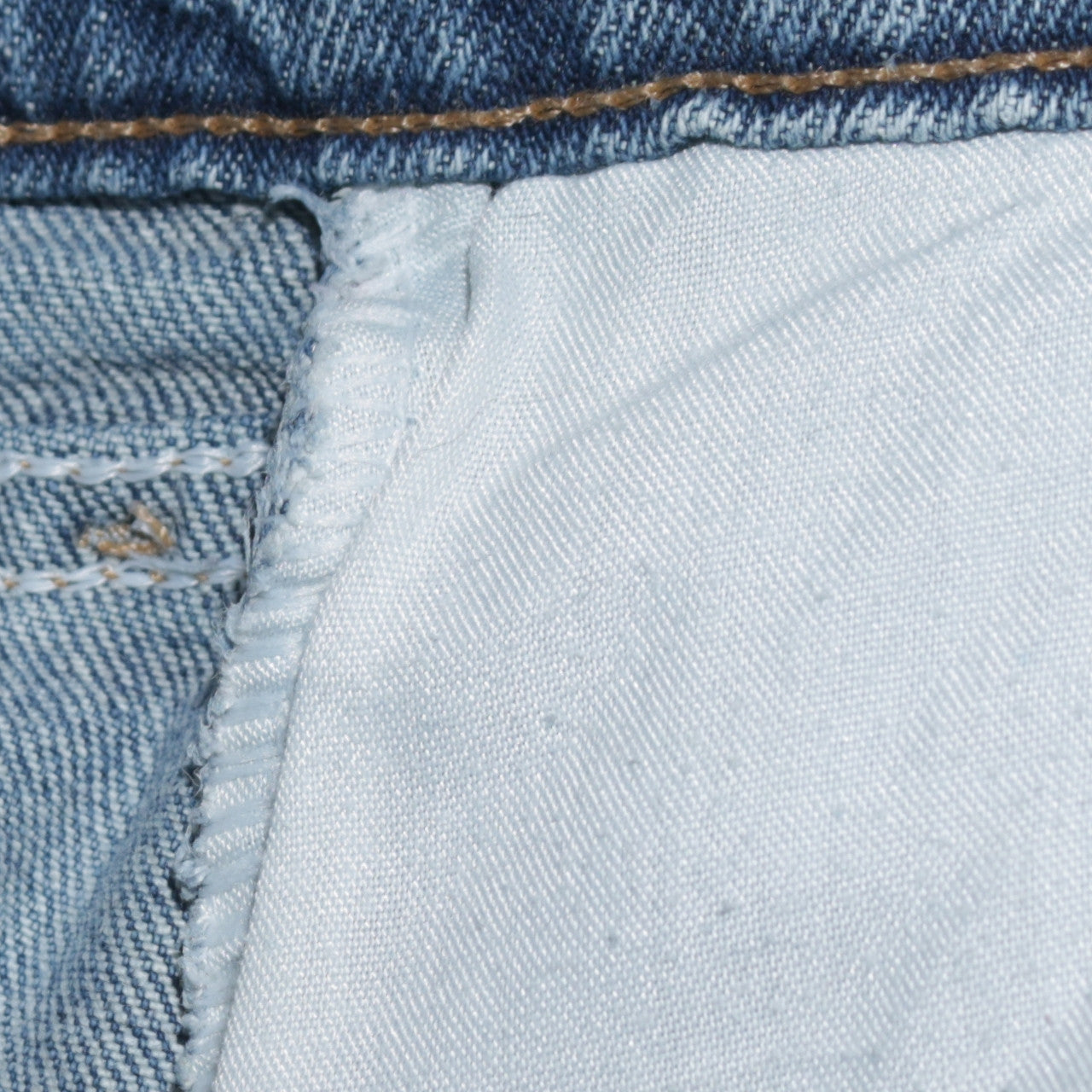Mens UK Size XL Wrangler Regular Fit Straight Blue Jeans