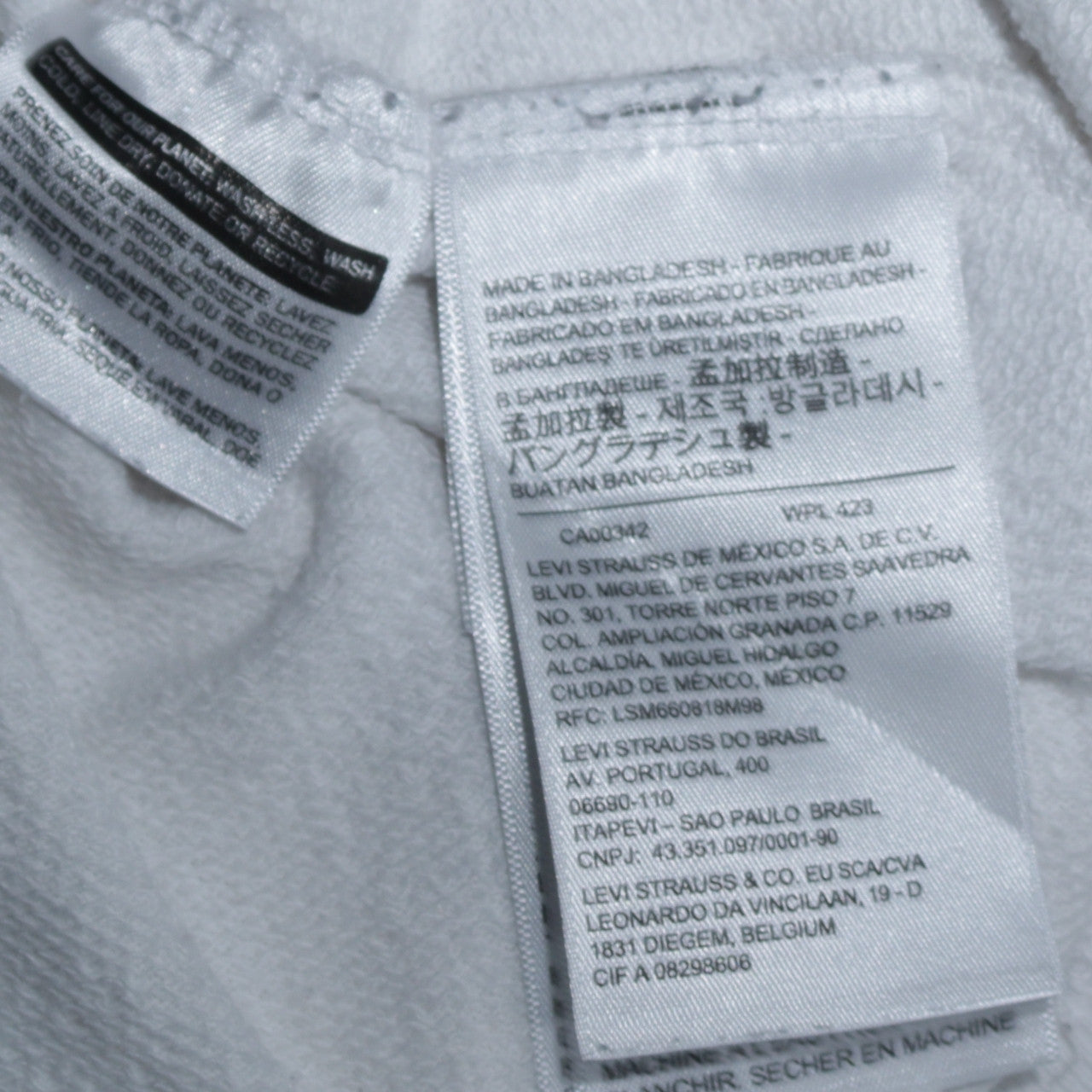 Mens UK Size M Levi's White Pullover Hoodie