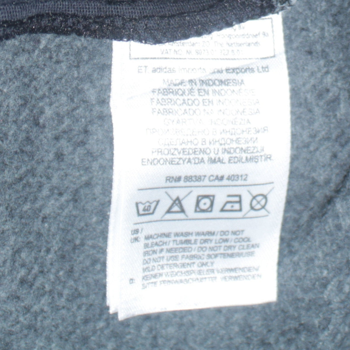Mens UK Size M adidas Grey Pullover Sweatshirt