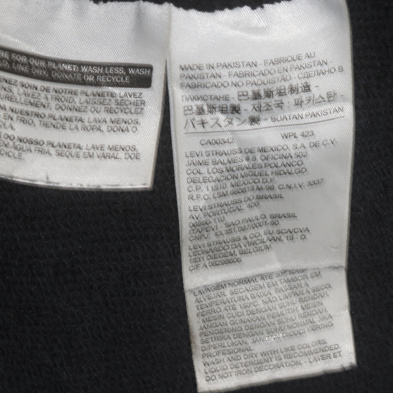 Mens UK Size M Levi's Black Pullover Hoodie