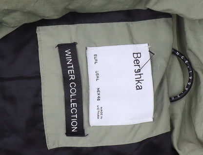 Bershka Women's Green Puffer Jacket L Winter Collection