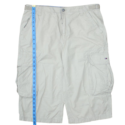 Tommy Hilfiger Men's Beige Cargo Shorts Size M Cotton Casual