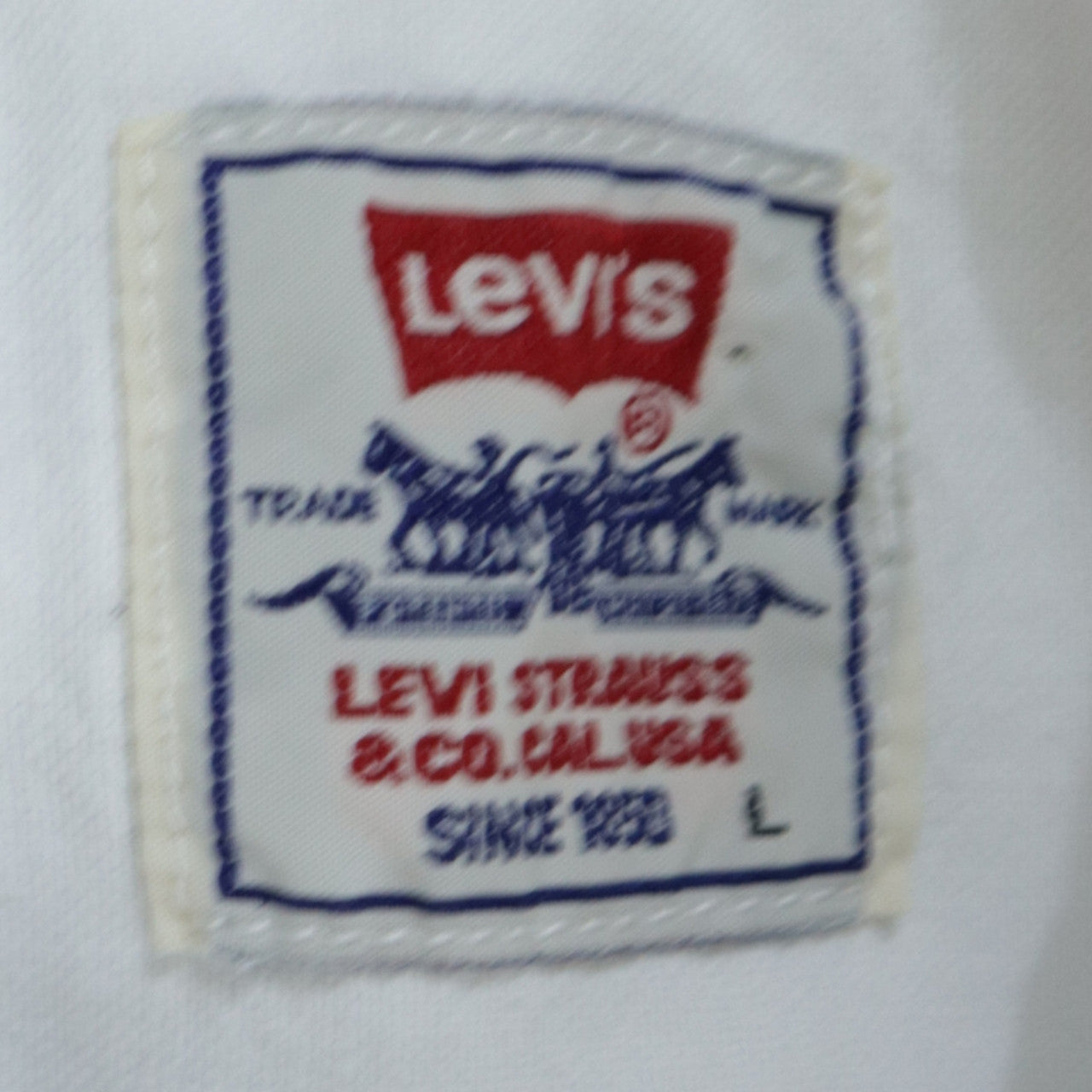 Levi's Men's White Regular Fit Long Sleeve Cotton Button-Up Shirt L