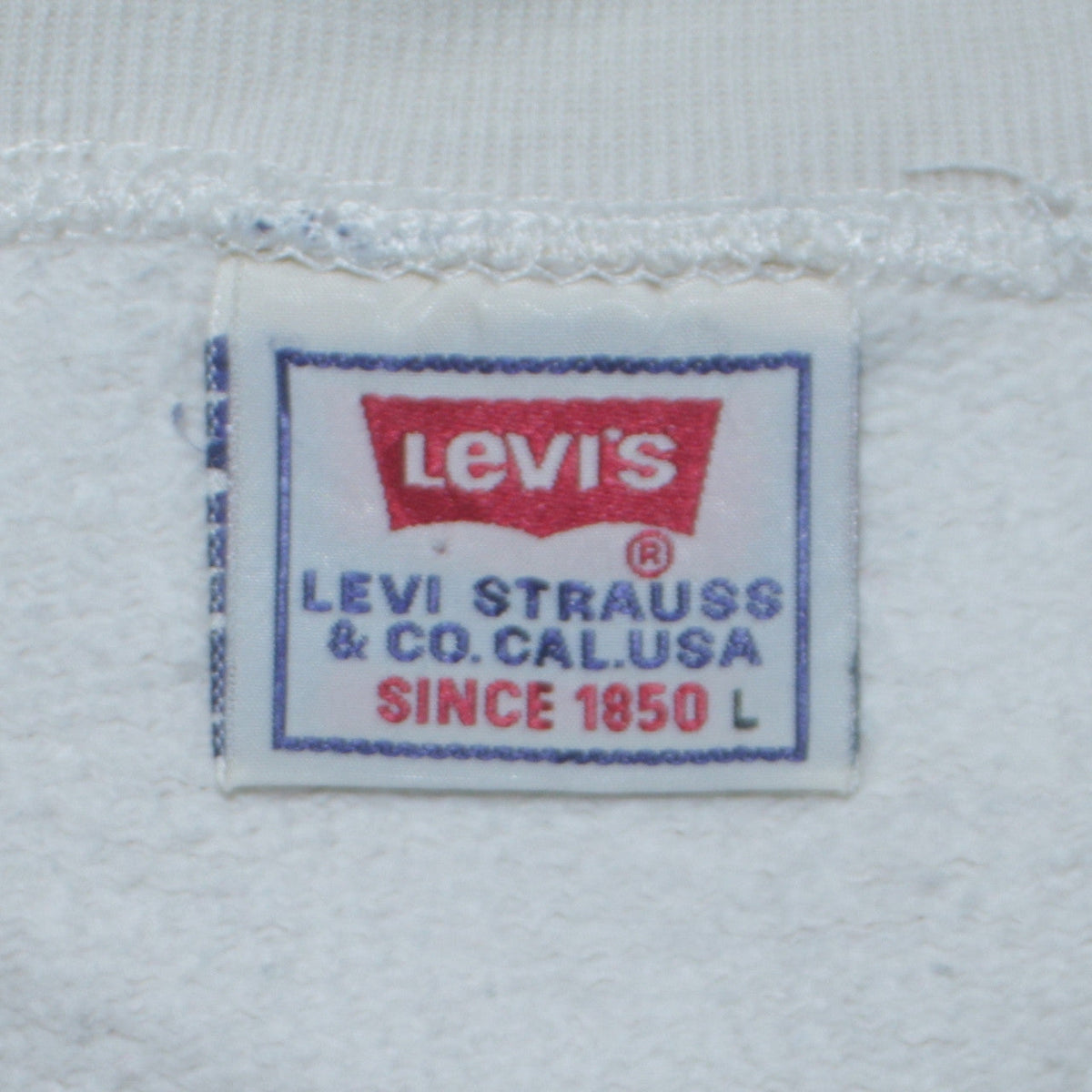 Mens UK Size L Levi's White Pullover Sweatshirt
