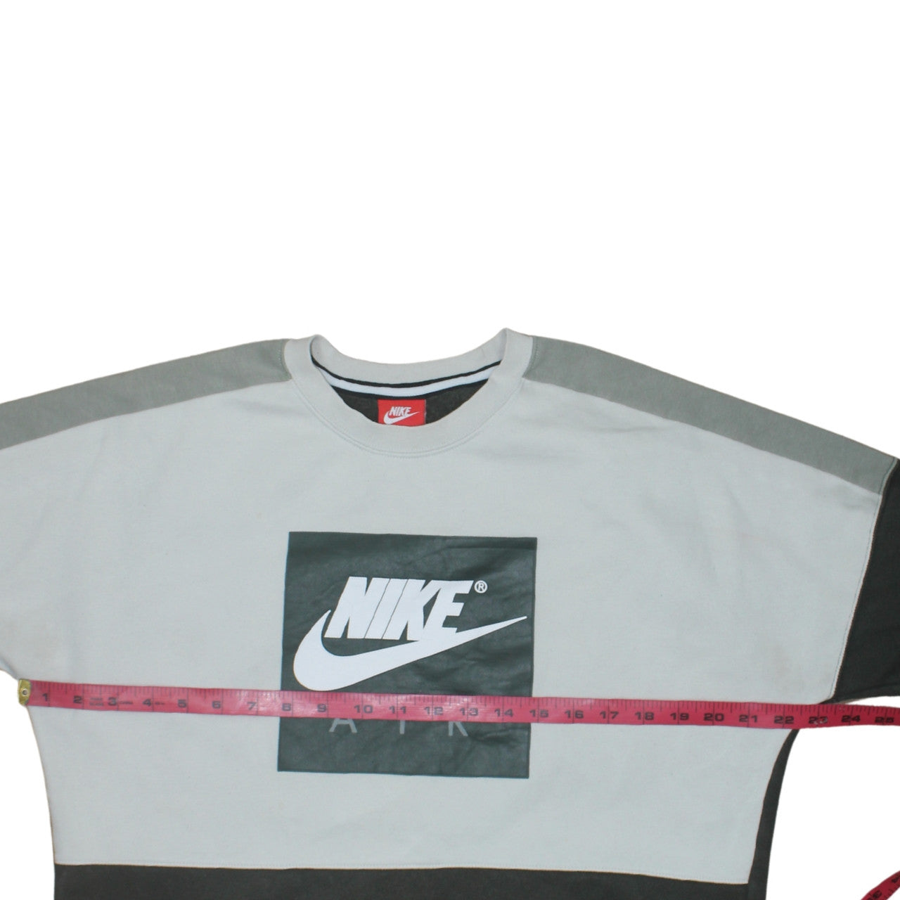 Mens UK Size M Nike Grey Pullover Sweatshirt