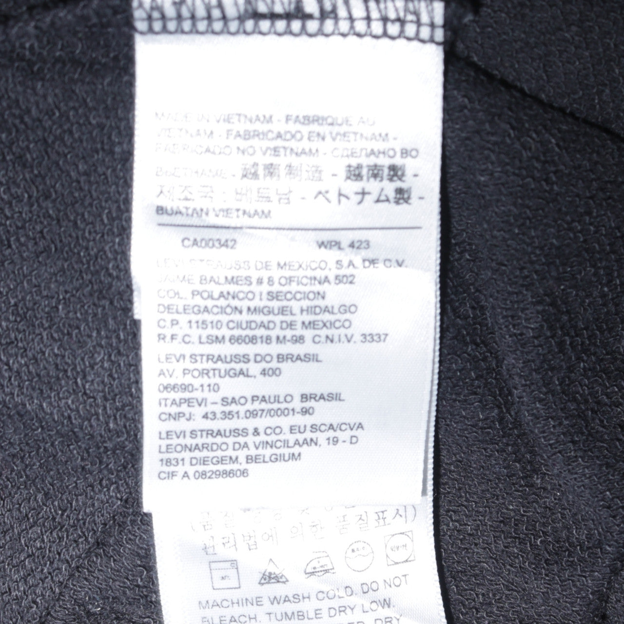 Mens UK Size XL Levi's Black Pullover Sweatshirt