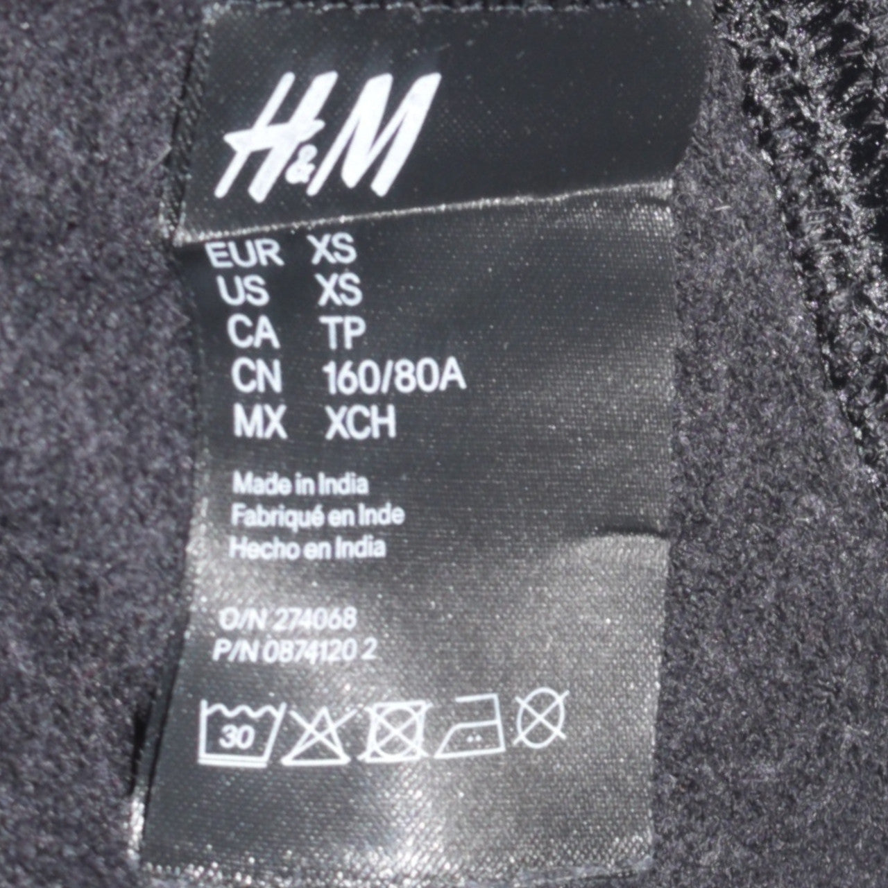 Womens UK Size XS H&M Black Pullover Sweatshirt