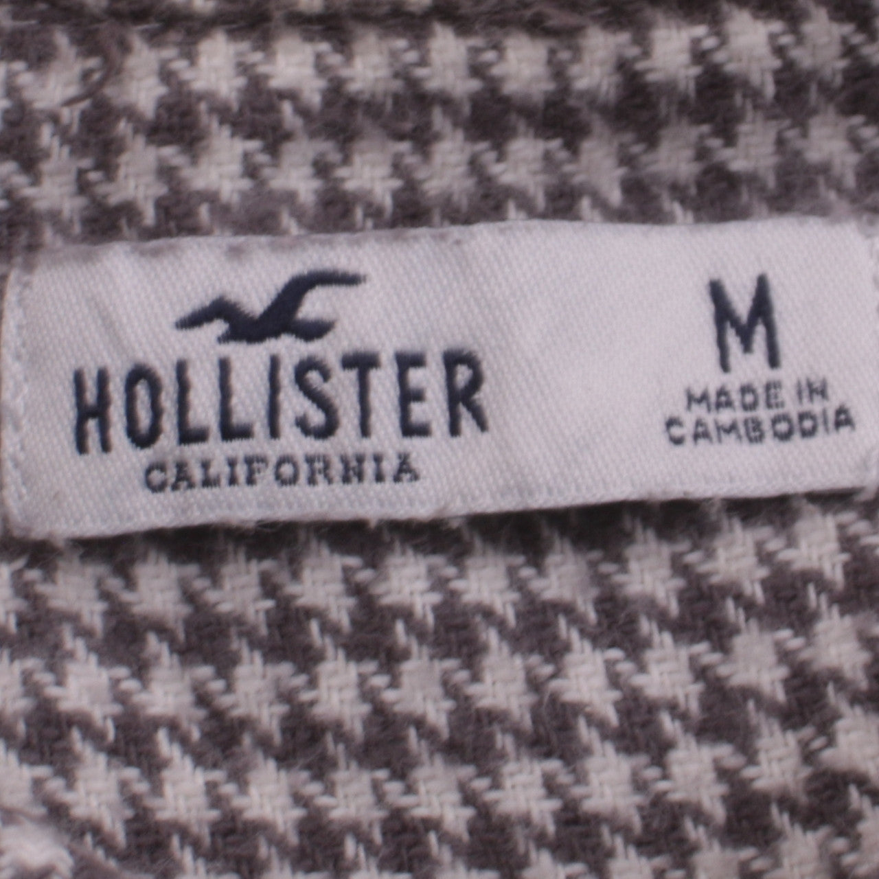 Hollister Women Grey Houndstooth Button-Up Shirt Medium